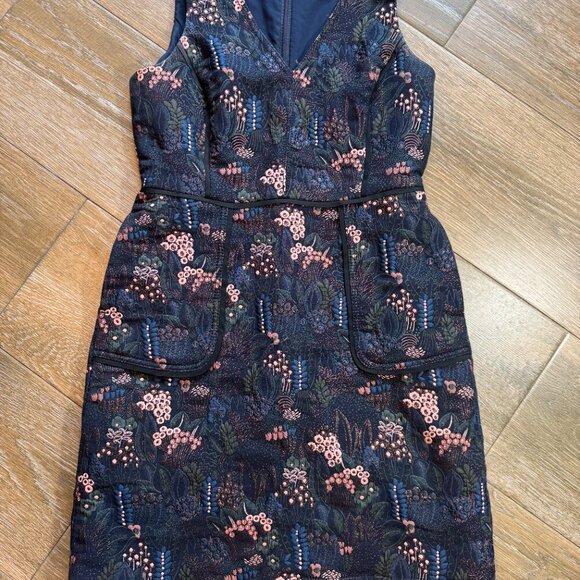 Ann Taylor floral jacquard sheath dress size 4 petite - Picture 2 of 9